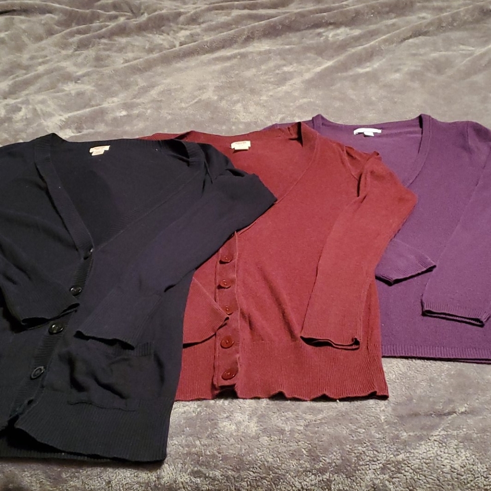 Mossimo and New York and Company Sweater Lot Sz M